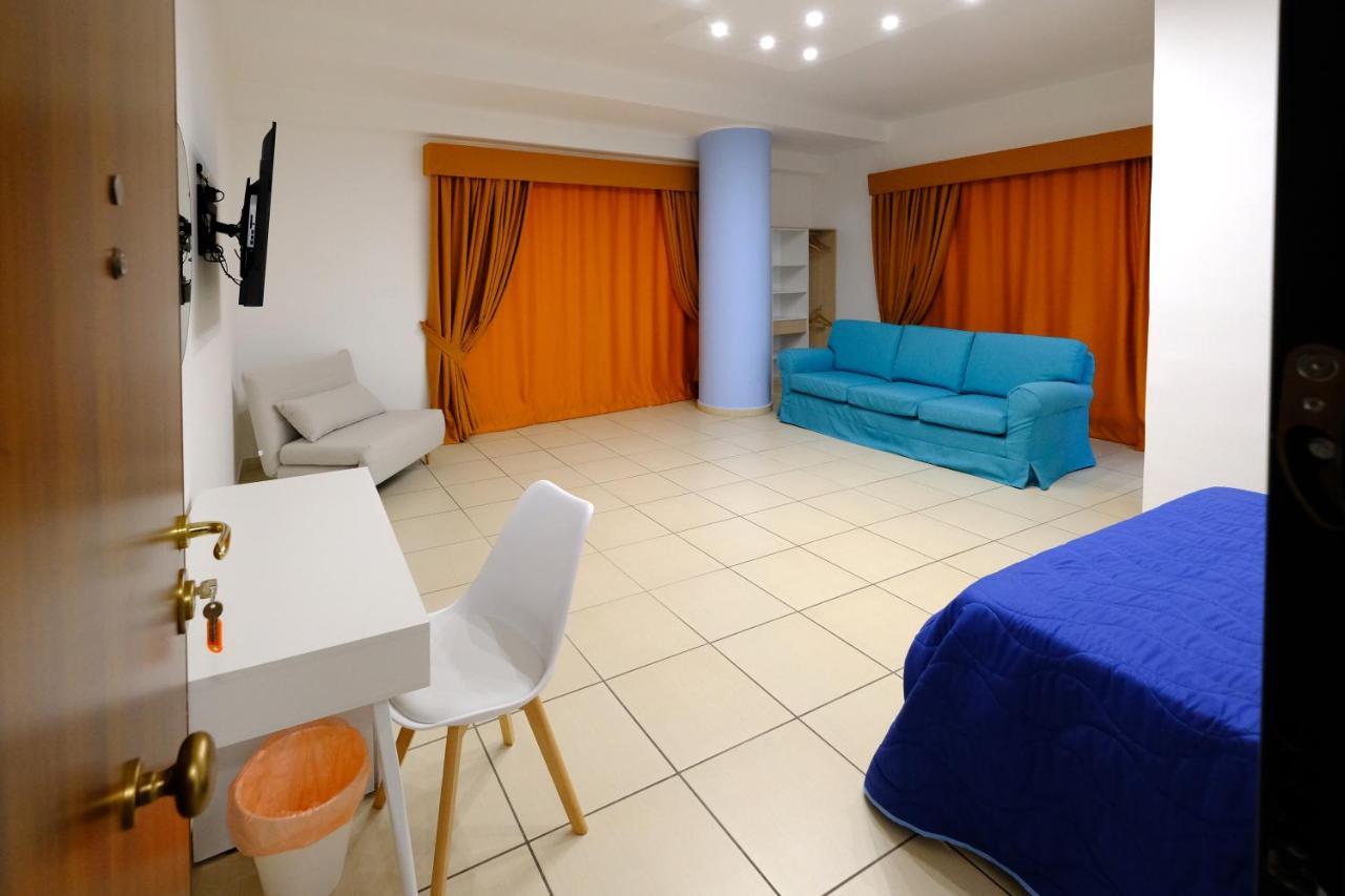 Donna Elena B&B Napoli Bagian luar foto