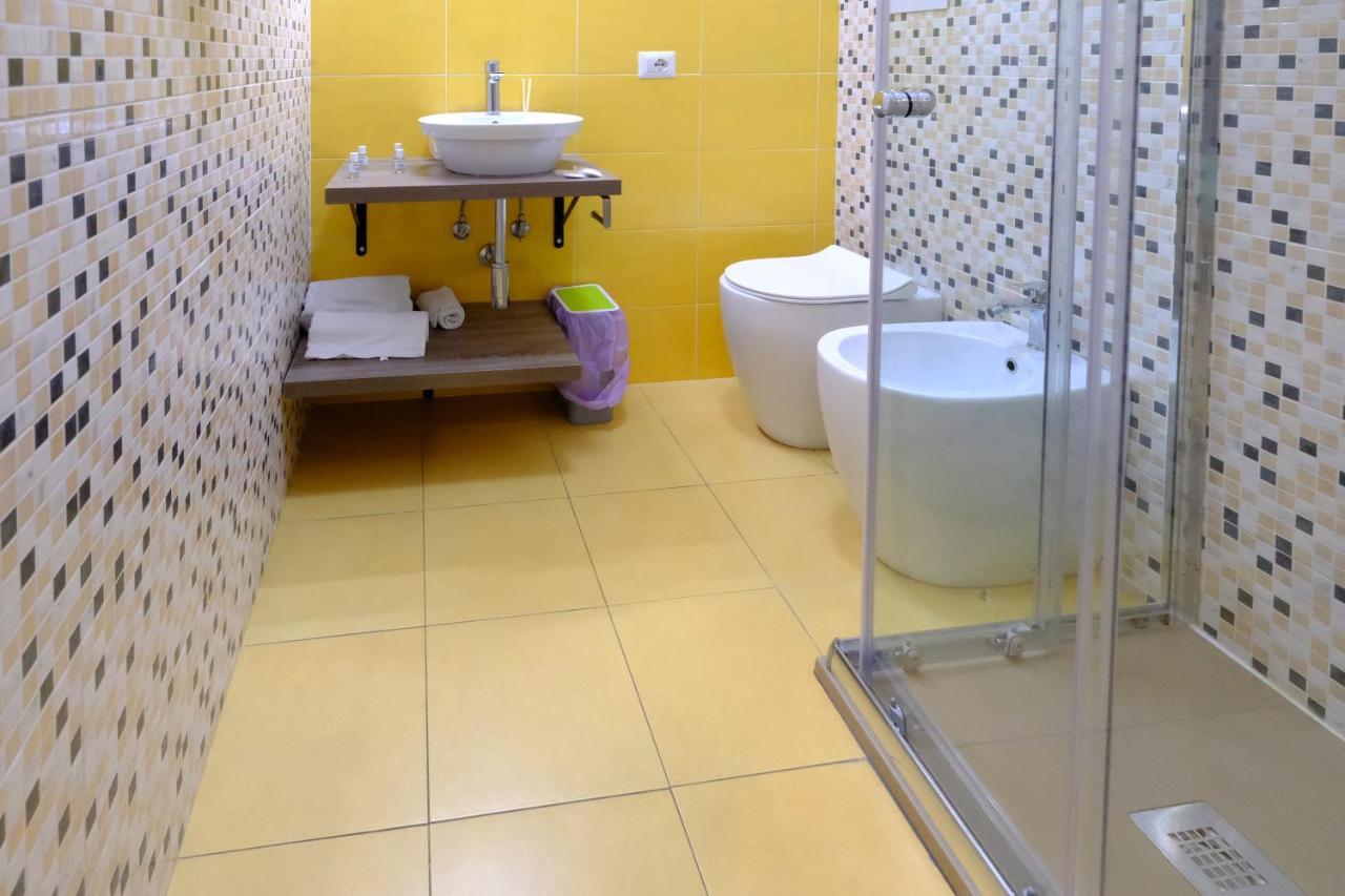 Donna Elena B&B Napoli Bagian luar foto
