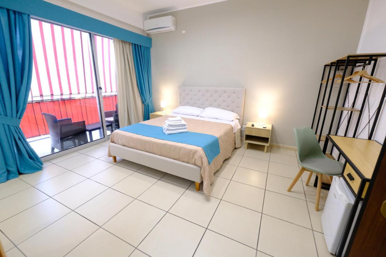 Donna Elena B&B Napoli Bagian luar foto